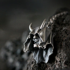 2023 New Vintage Gothic Cloak Skull Pendant Necklace