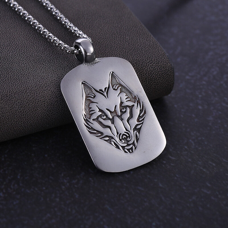 2023 New Classic Domineering Wolf Medal Necklace