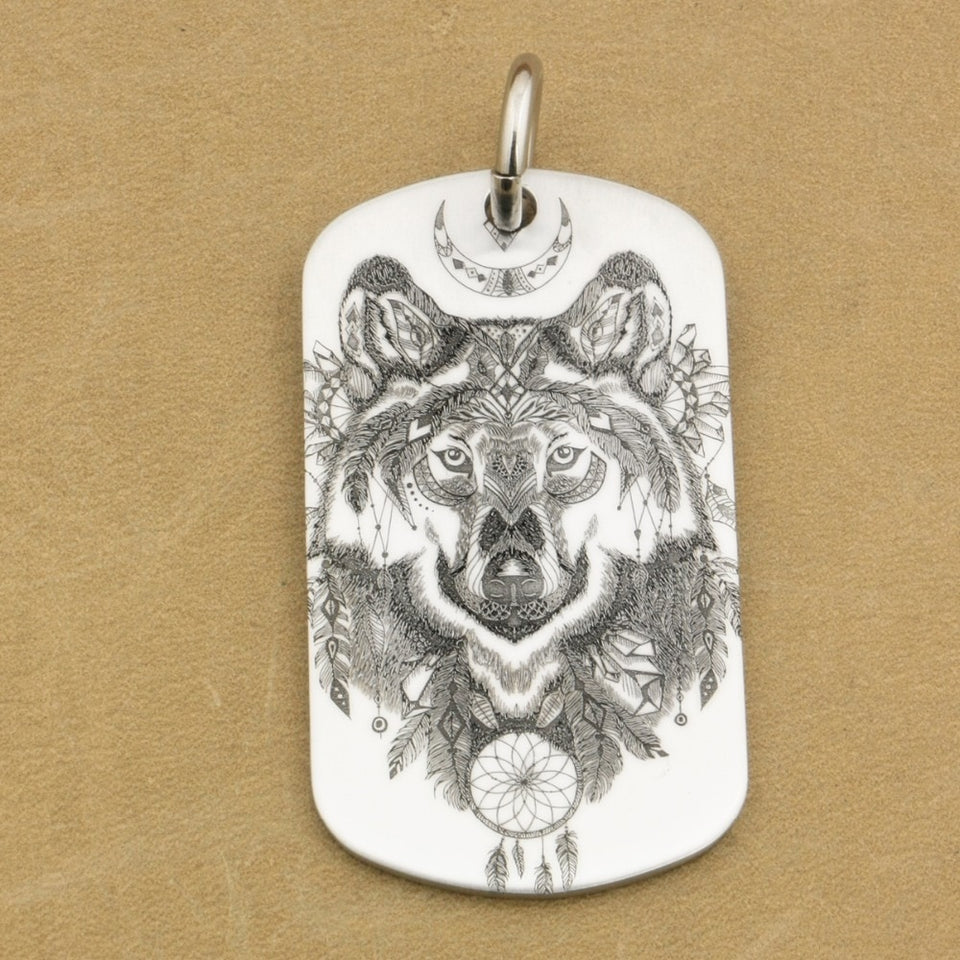 2021 New High Detail Engraved Indian Wolf Necklace