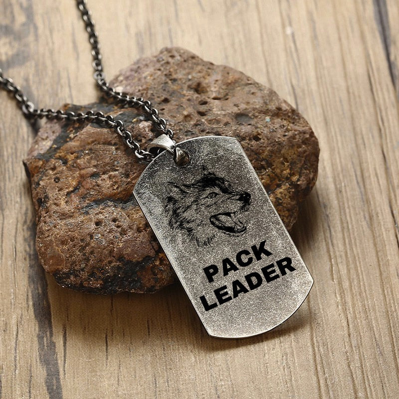 2021 WOLF US MILITARY NECKLACE