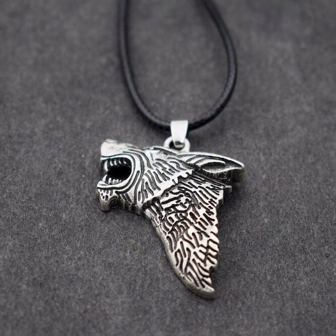 2021 Viking wolf head necklace