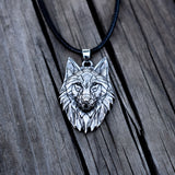 2021 Geometric wolf necklace