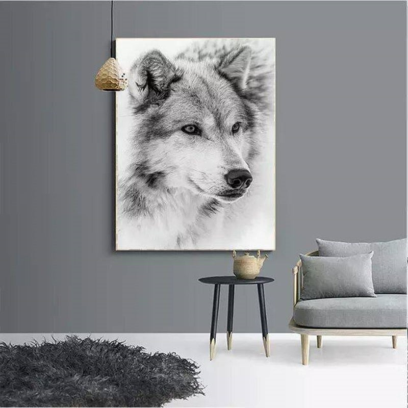 2021 New Black And White Wolf Canvas Painting