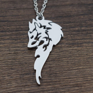 2021 Two Wolves Lover necklace