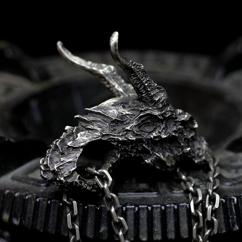 2021 New Gothic Evil Dragon Skull Necklace
