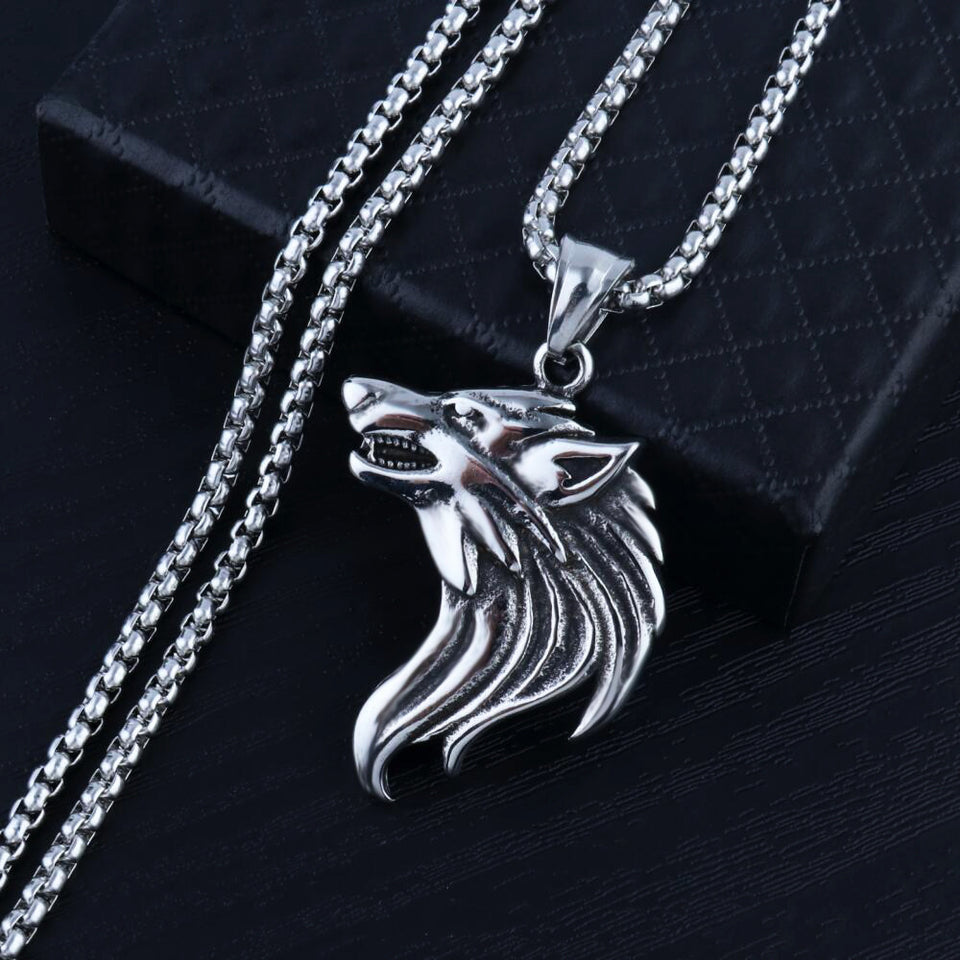 2021 New Personality wolf necklace