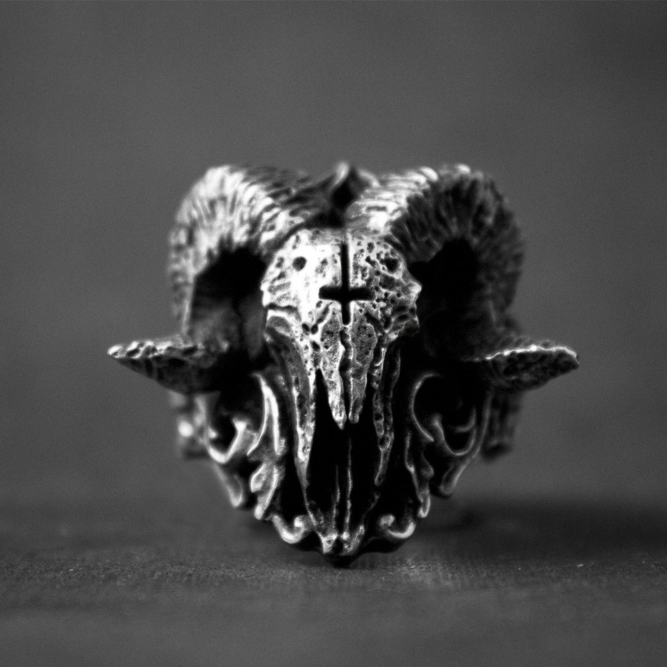 2021 Unique Gothic Satanic Skull Ring