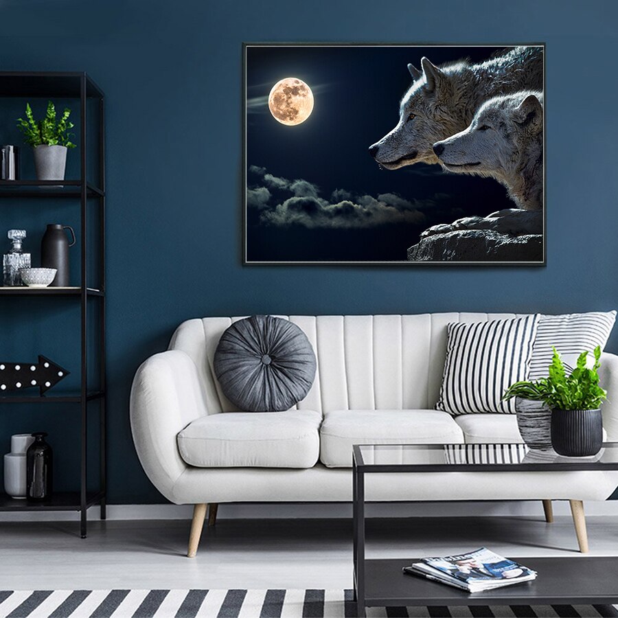 2021 New Black and White Wolf Canvas