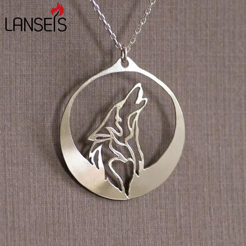 Lanseis Wolf necklace